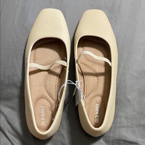 Old Navy Ballet Flats